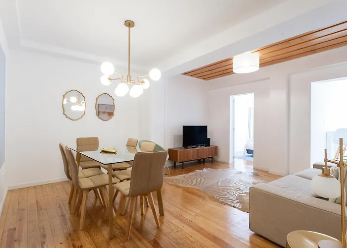 Flh Sao Bento With Balcony *