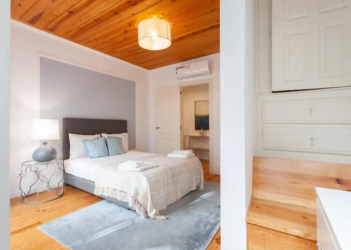 Flh Sao Bento With Balcony * 리스본